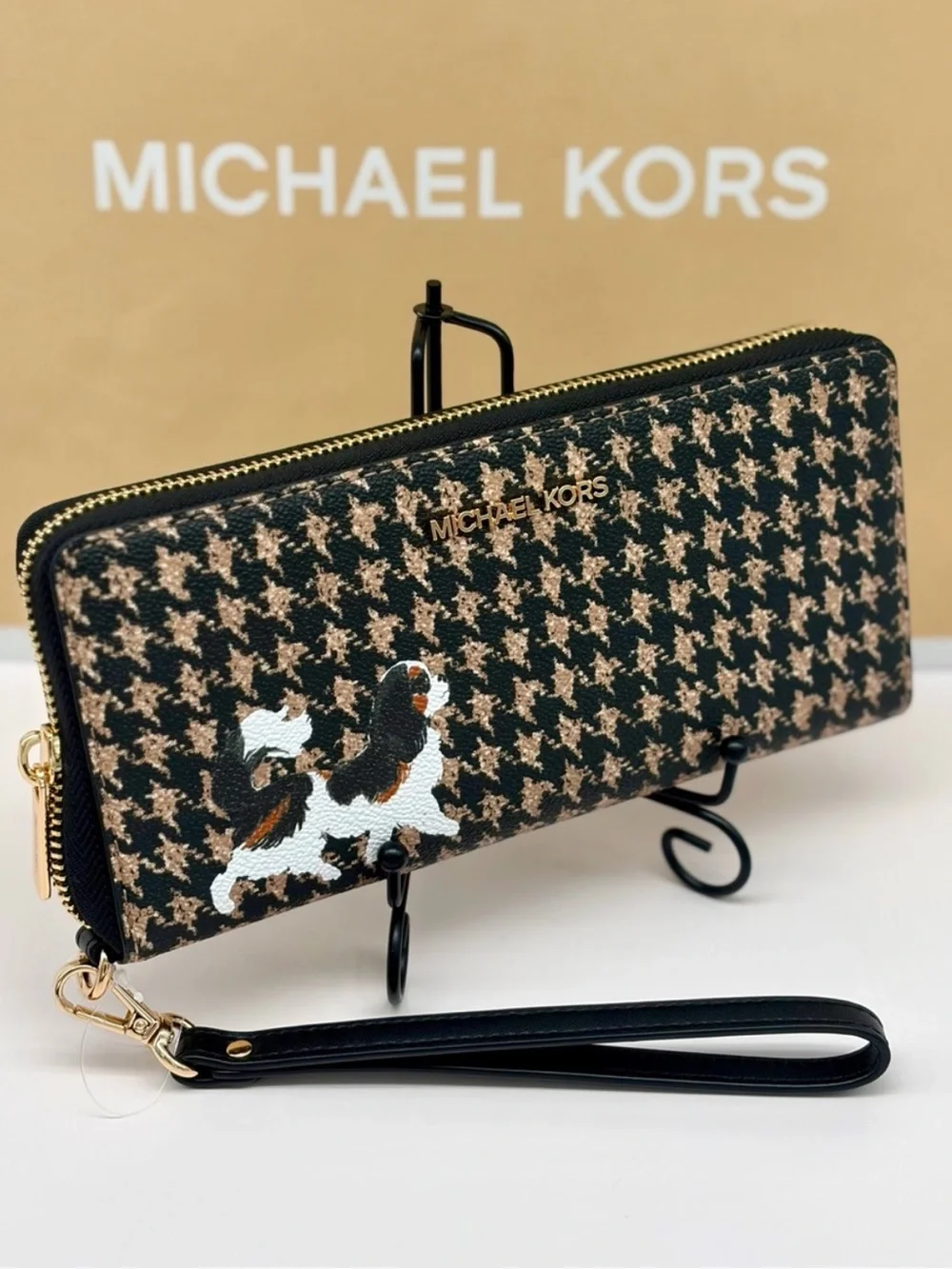 Michael Kors Black & Tan Houndstooth Zip Wristlet continental Wallet Dog Print